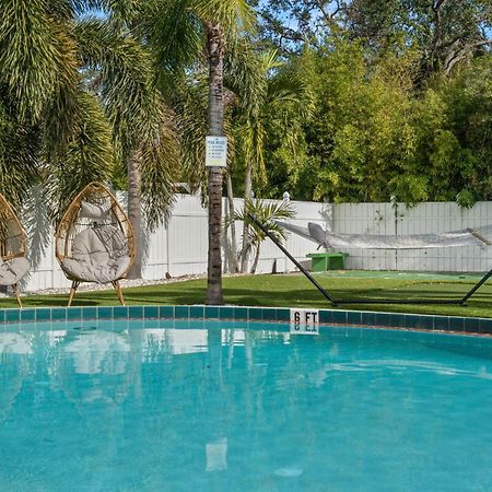 1K Bed Studio Apt With Shared Pool 02 Clearwater Eksteriør bilde