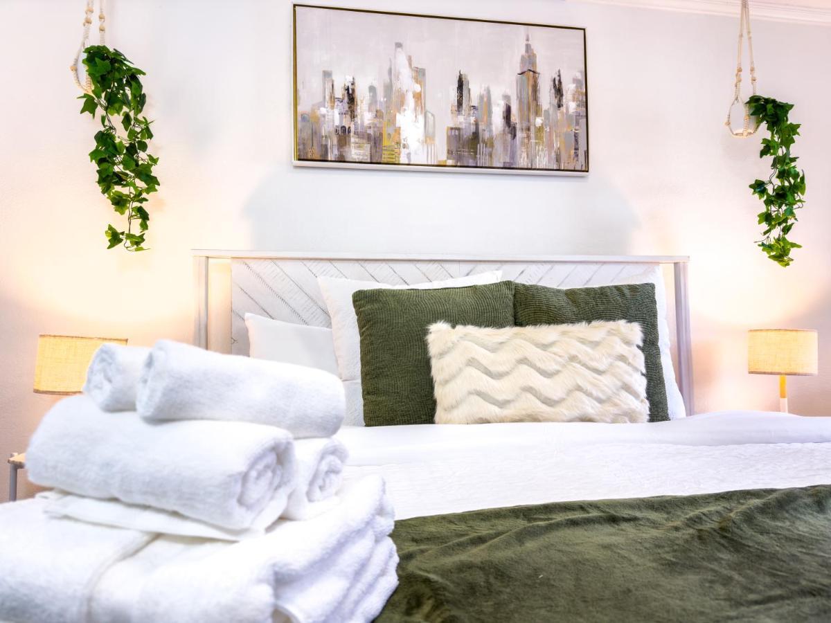 1K Bed Studio Apt With Shared Pool 02 Clearwater Eksteriør bilde